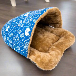 Cozy Cave-Style Pet Bed in Suede & Fleece